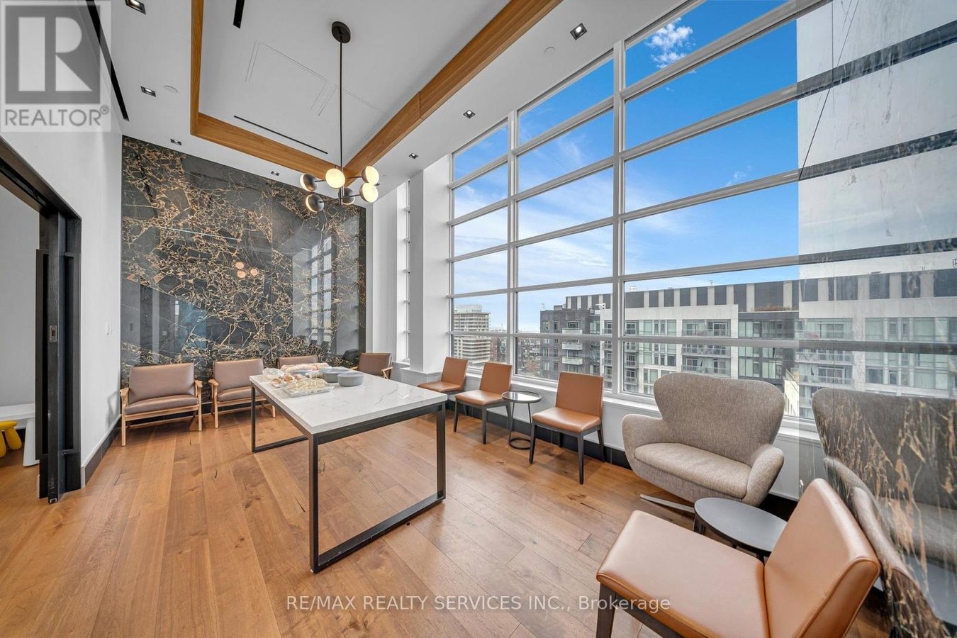 1404 - 501 ADELAIDE STREET W - Photo 6