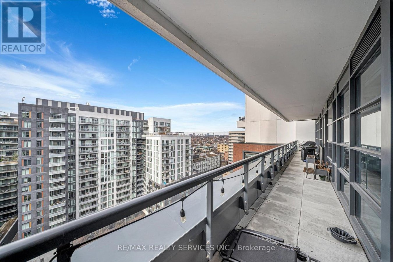 1404 - 501 ADELAIDE STREET W - Photo 11