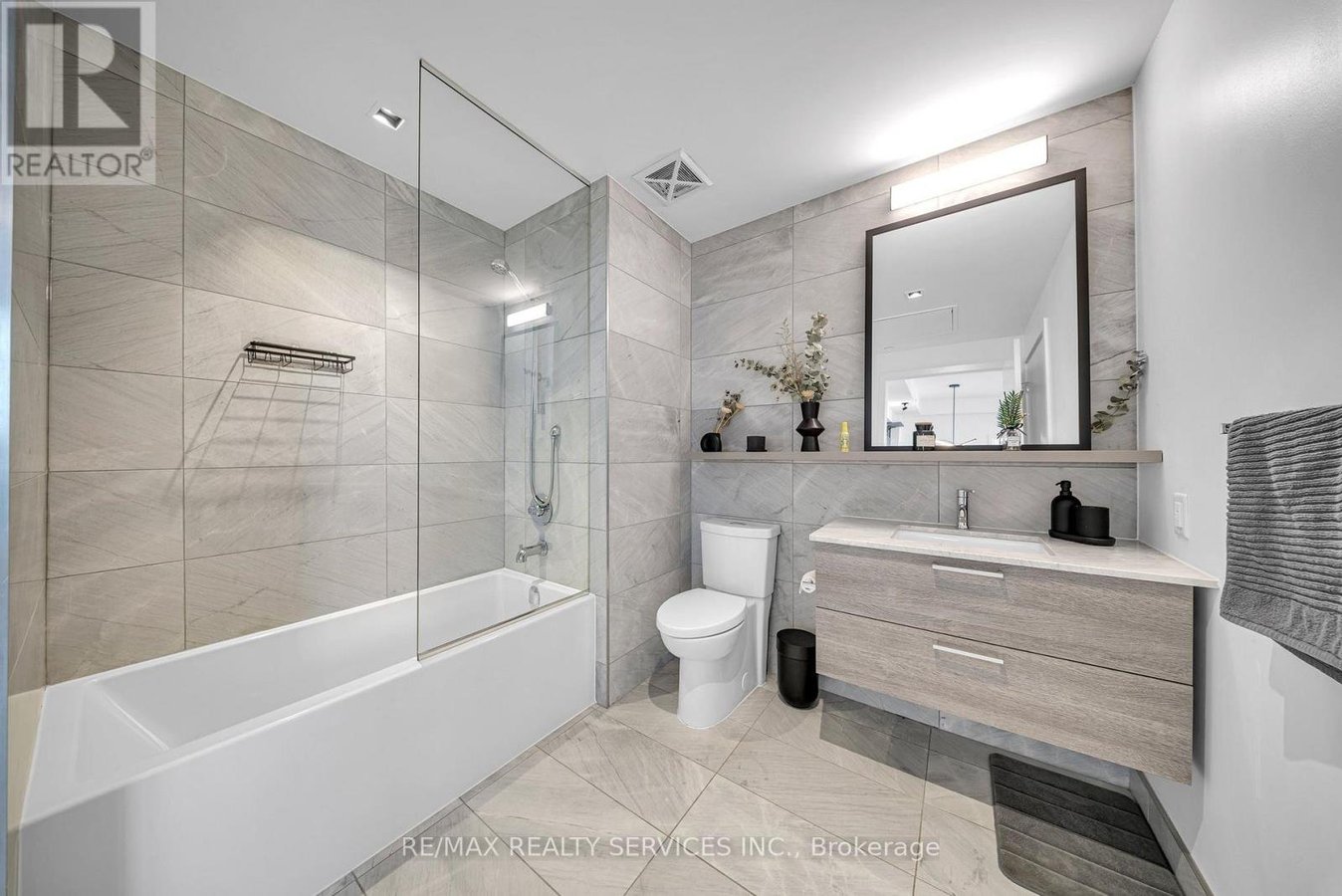 1404 - 501 ADELAIDE STREET W - Photo 12