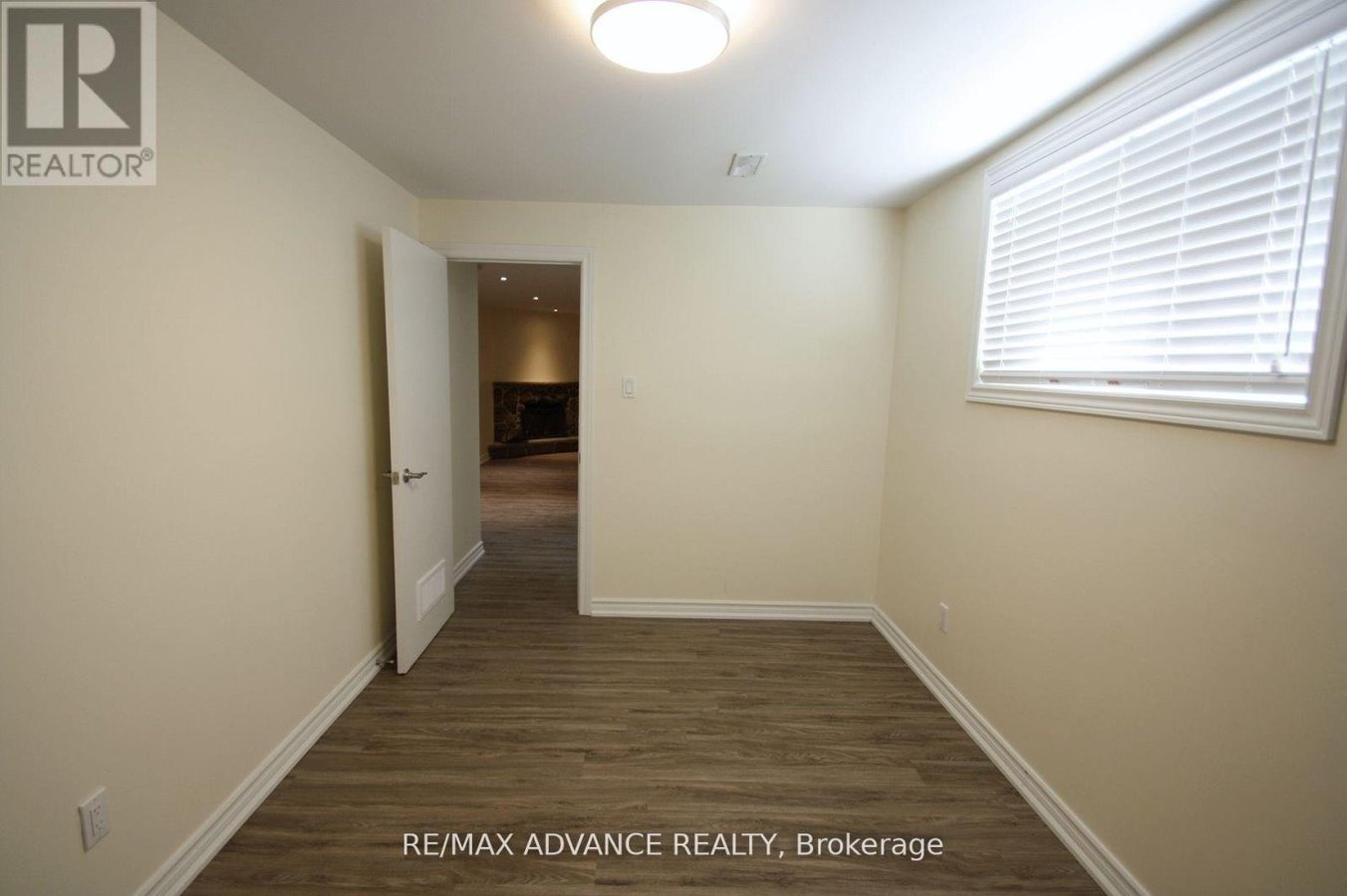 LOWER - 33 CARLUKE CRESCENT - Photo 23