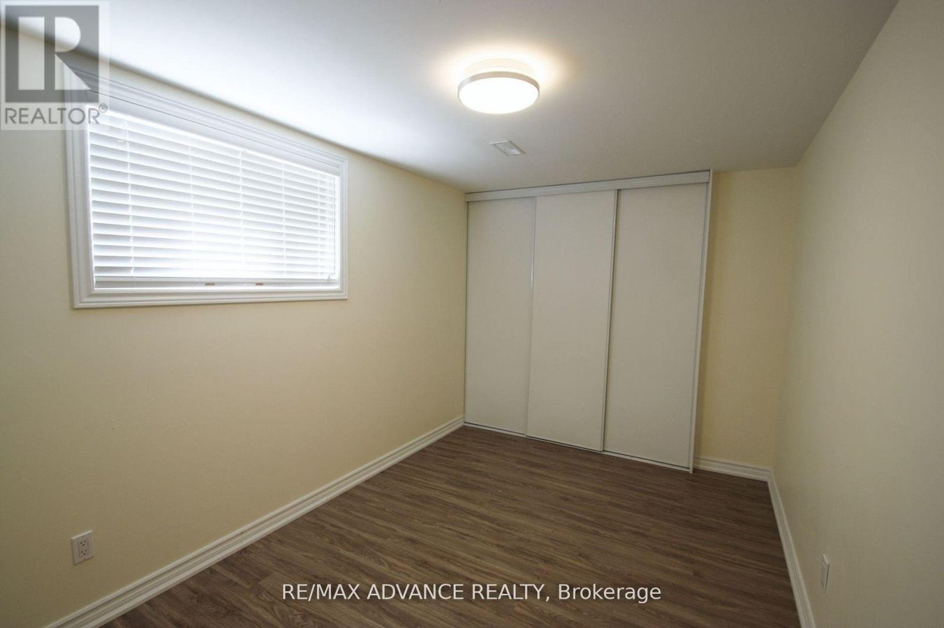 LOWER - 33 CARLUKE CRESCENT - Photo 25