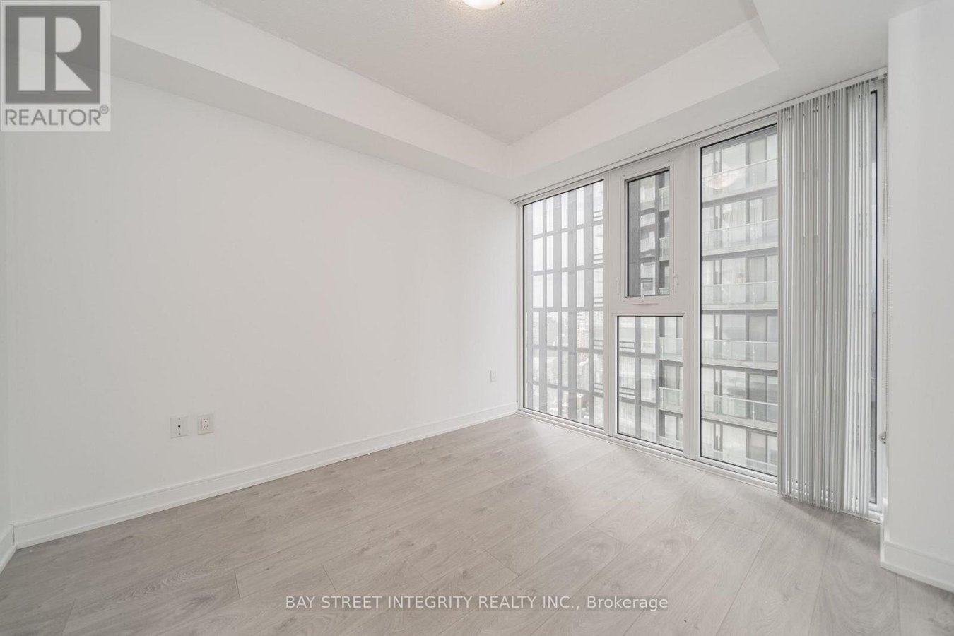 2801 - 50 WELLESLEY E STREET - Photo 2