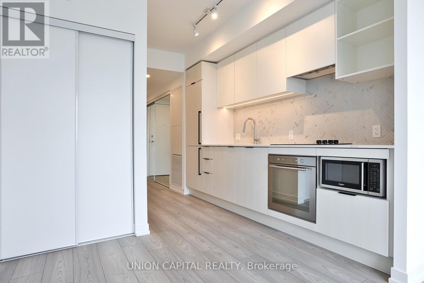 2910 - 82 DALHOUSIE STREET - Photo 4