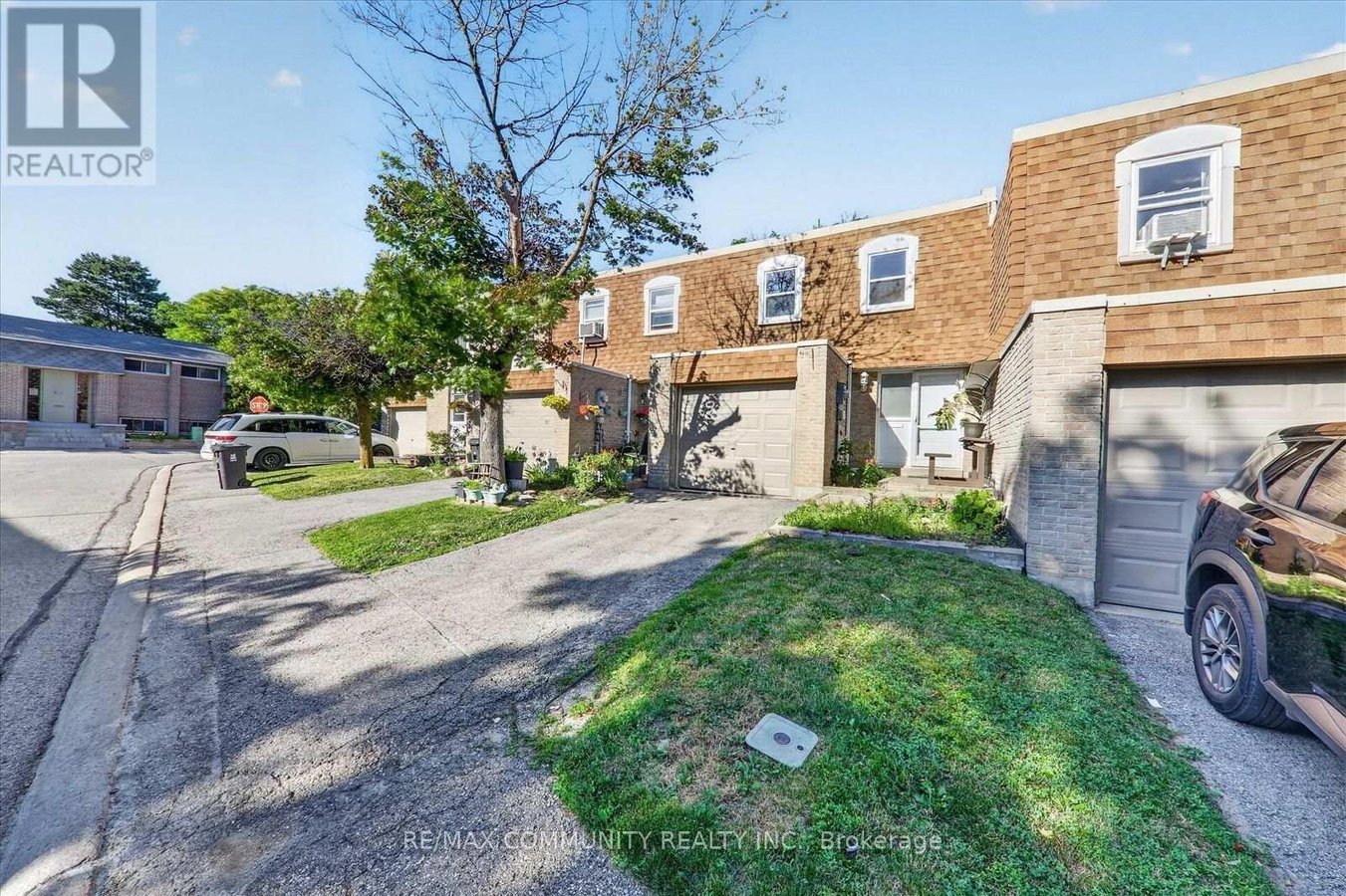 15 - 850 HUNTINGWOOD DRIVE - Photo 3