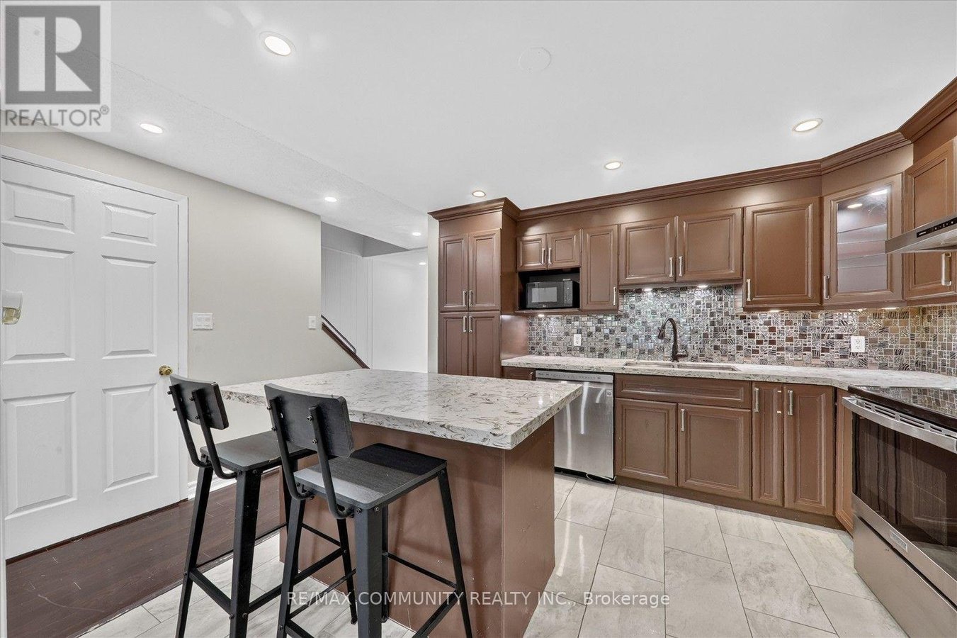 15 - 850 HUNTINGWOOD DRIVE - Photo 6
