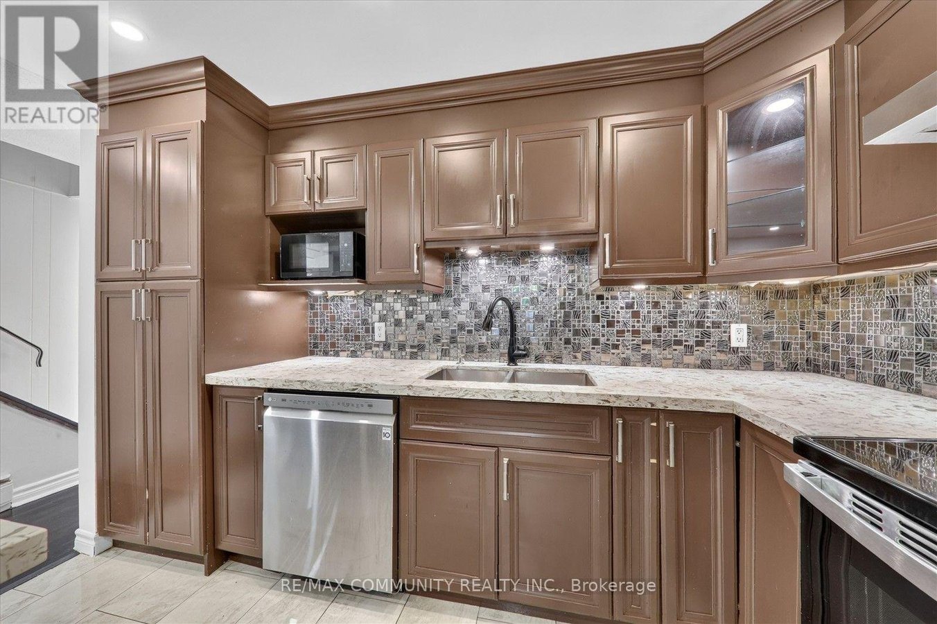 15 - 850 HUNTINGWOOD DRIVE - Photo 7
