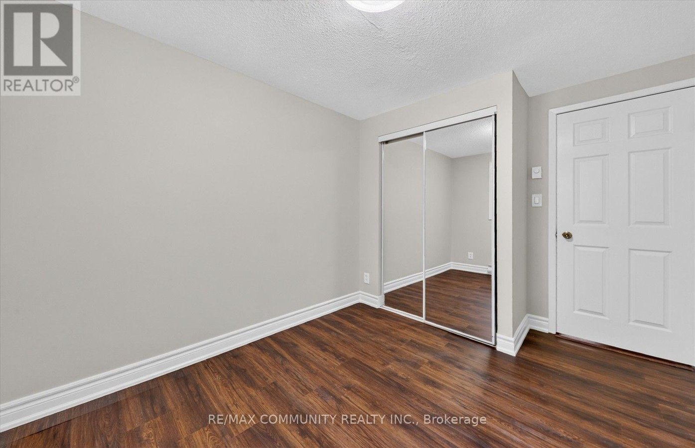 15 - 850 HUNTINGWOOD DRIVE - Photo 24