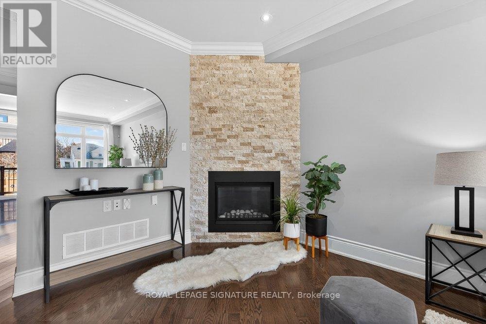 UPPER - 61B BEXHILL AVENUE - Photo 9