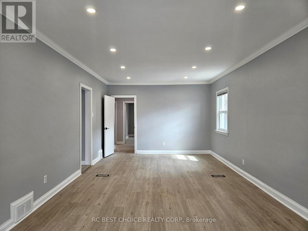 MAIN - 45 MAYALL AVENUE - Photo 6