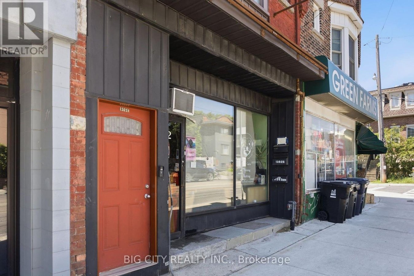 UPPER - 1362 BATHURST STREET - Photo 4
