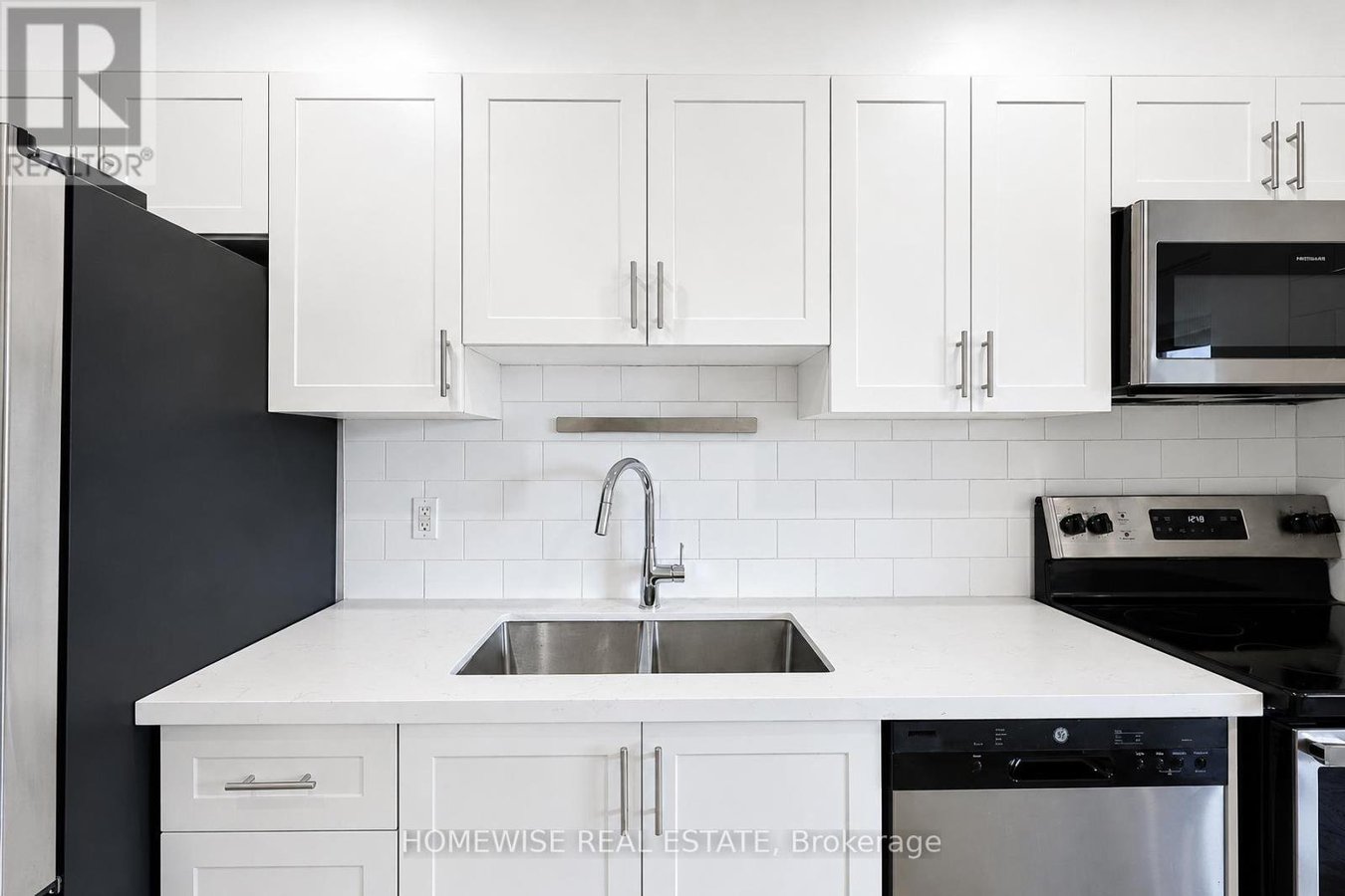 401 - 2500 BATHURST STREET - Photo 9