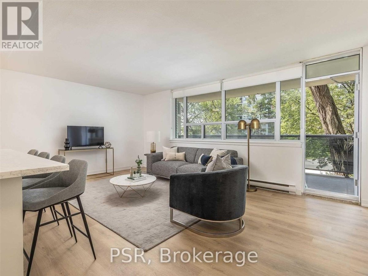 410 - 240 MARKLAND DRIVE - Photo 2