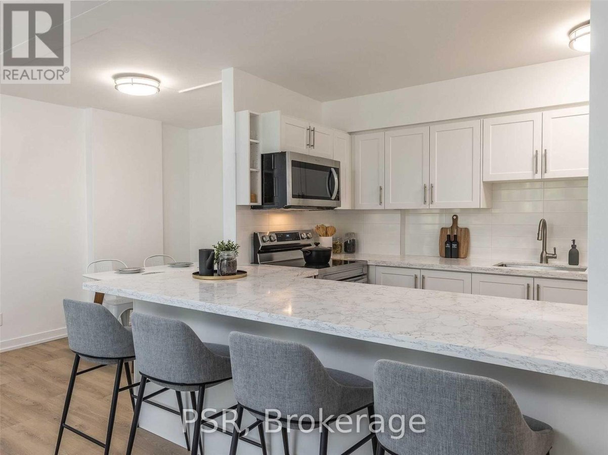 410 - 240 MARKLAND DRIVE - Photo 5