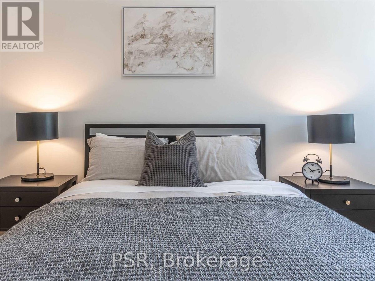 410 - 240 MARKLAND DRIVE - Photo 11
