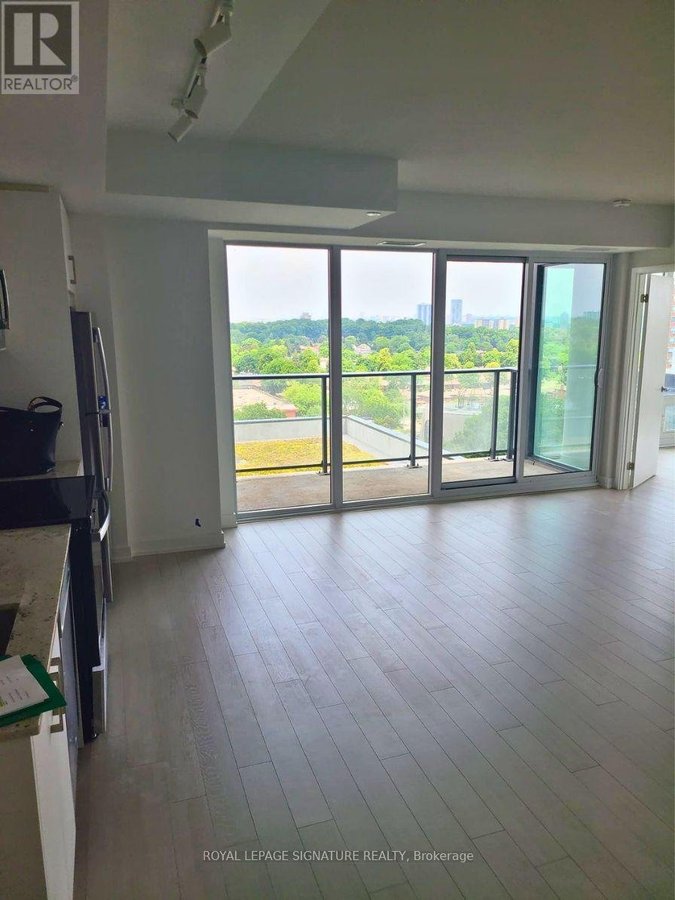 1021 - 4010 EGLINTON AVENUE W - Photo 3