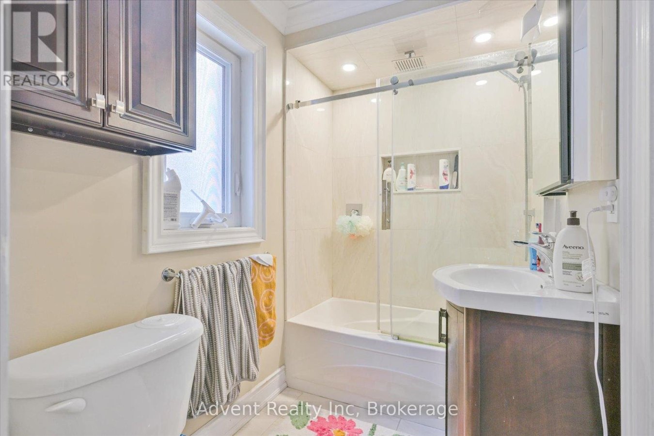 MAIN FLOOR - 63 BURNABY BOULEVARD - Photo 10