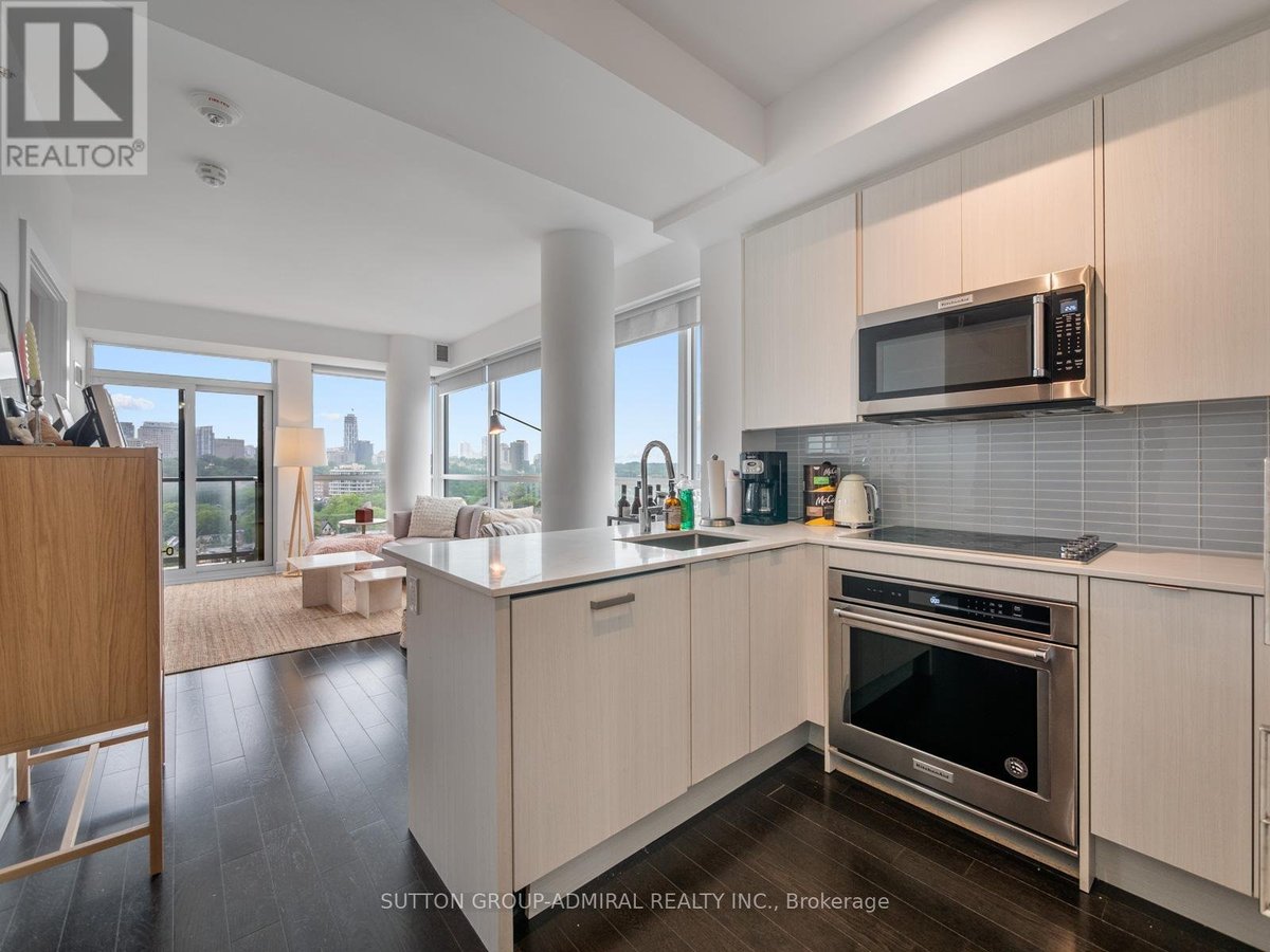 1204 - 181 BEDFORD ROAD - Photo 2