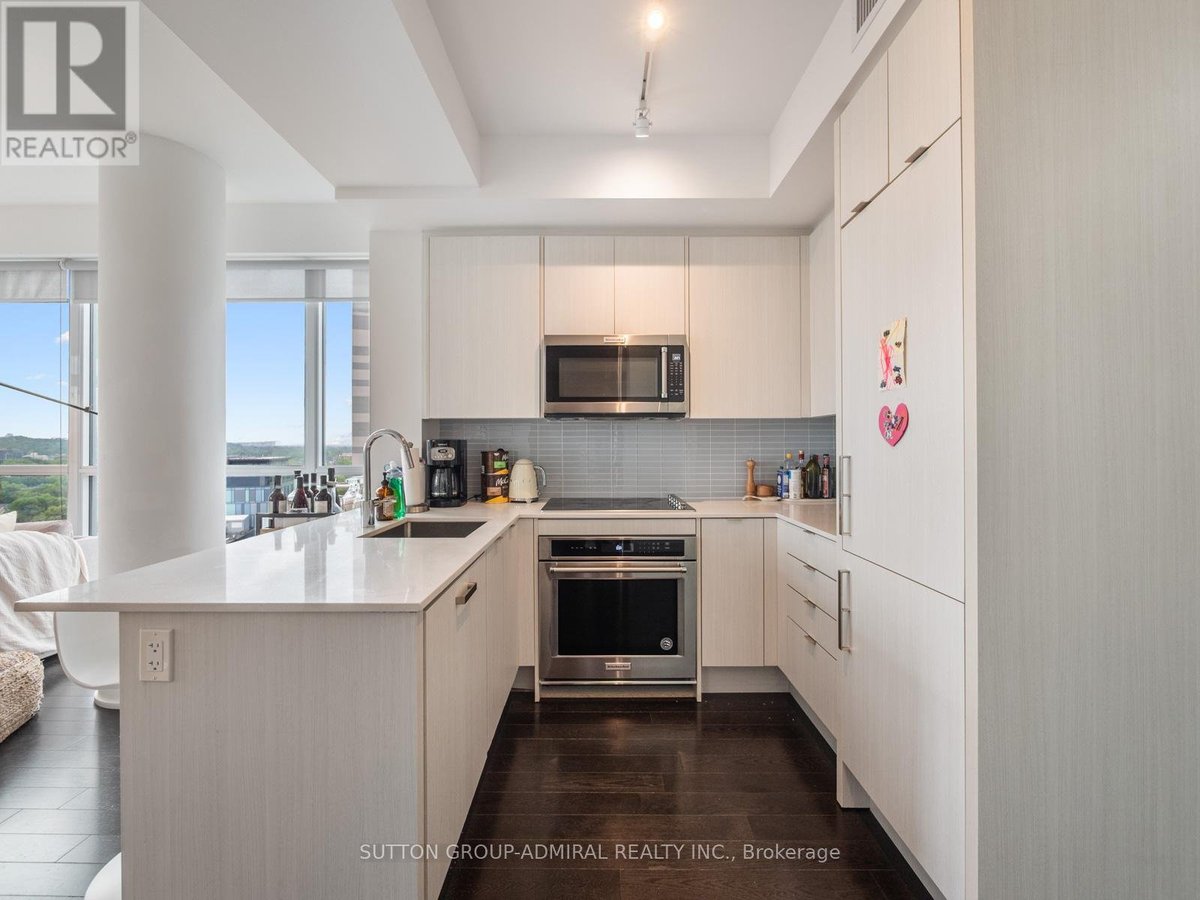 1204 - 181 BEDFORD ROAD - Photo 3