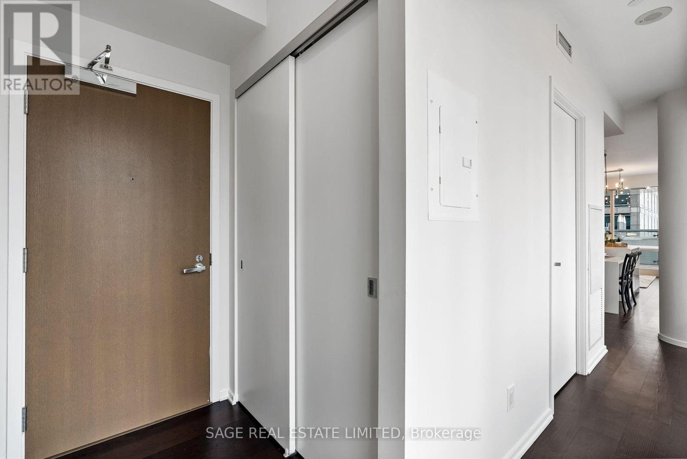 510 - 1 BLOOR STREET E - Photo 2