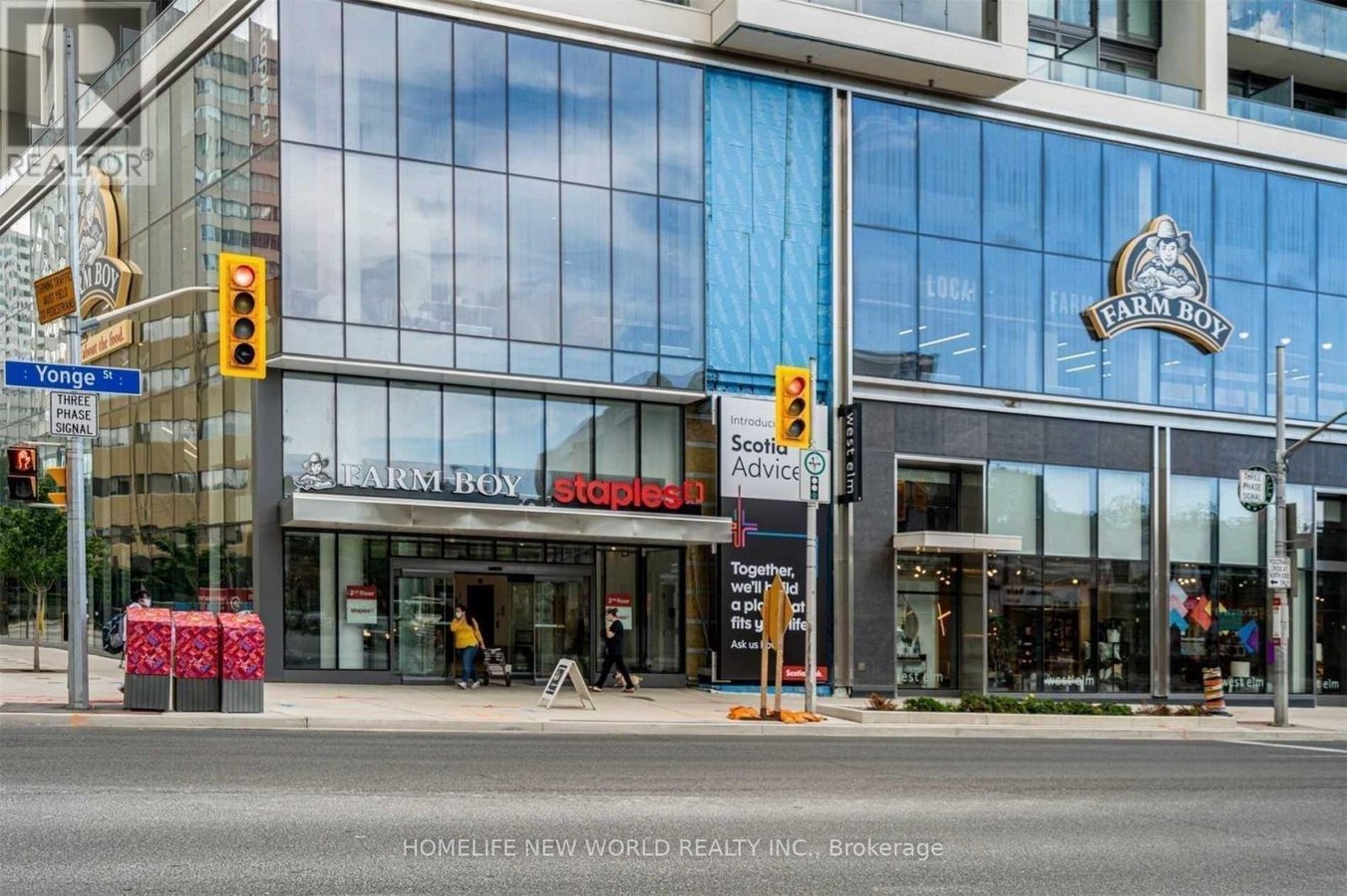 1037 - 8 HILLSDALE AVENUE - Photo 2