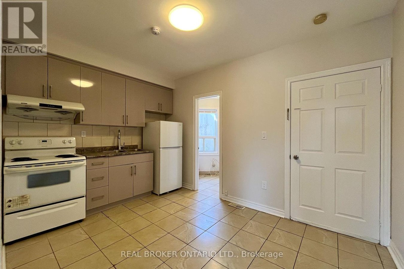 1 - 1228 DANFORTH AVENUE - Photo 2