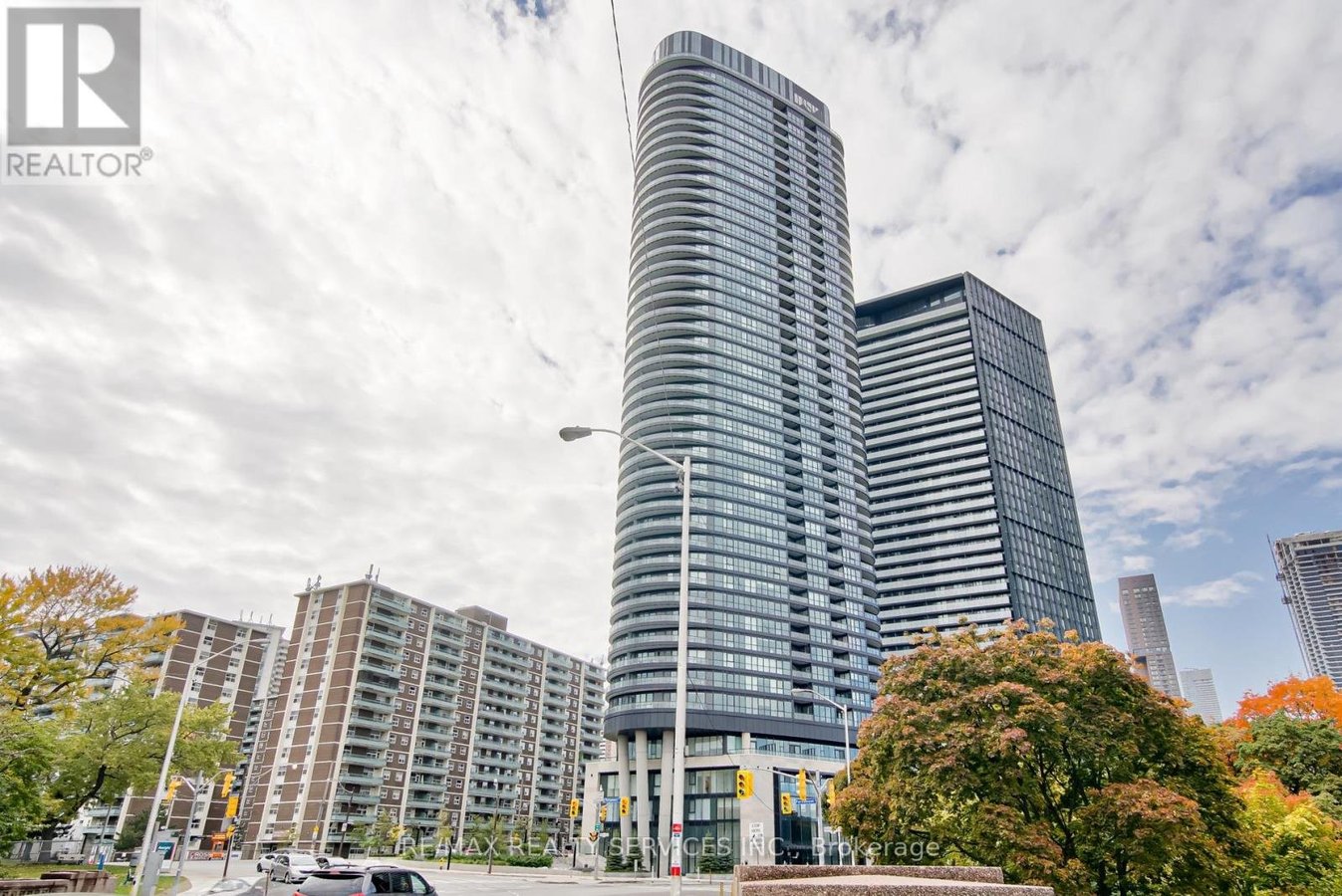 2321 - 585 BLOOR STREET E - Photo 4