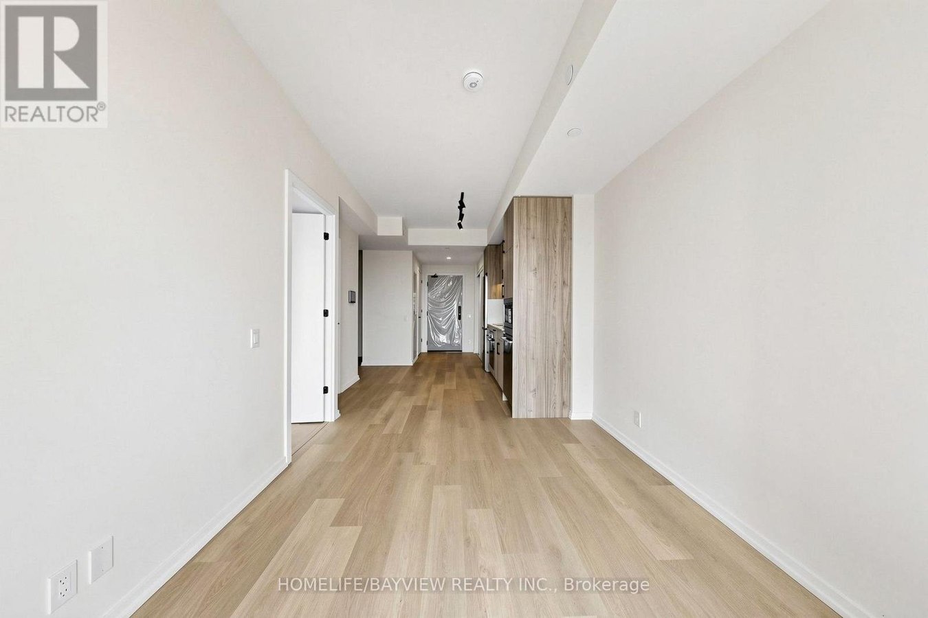 1706 - 109 ERSKINE AVENUE - Photo 4