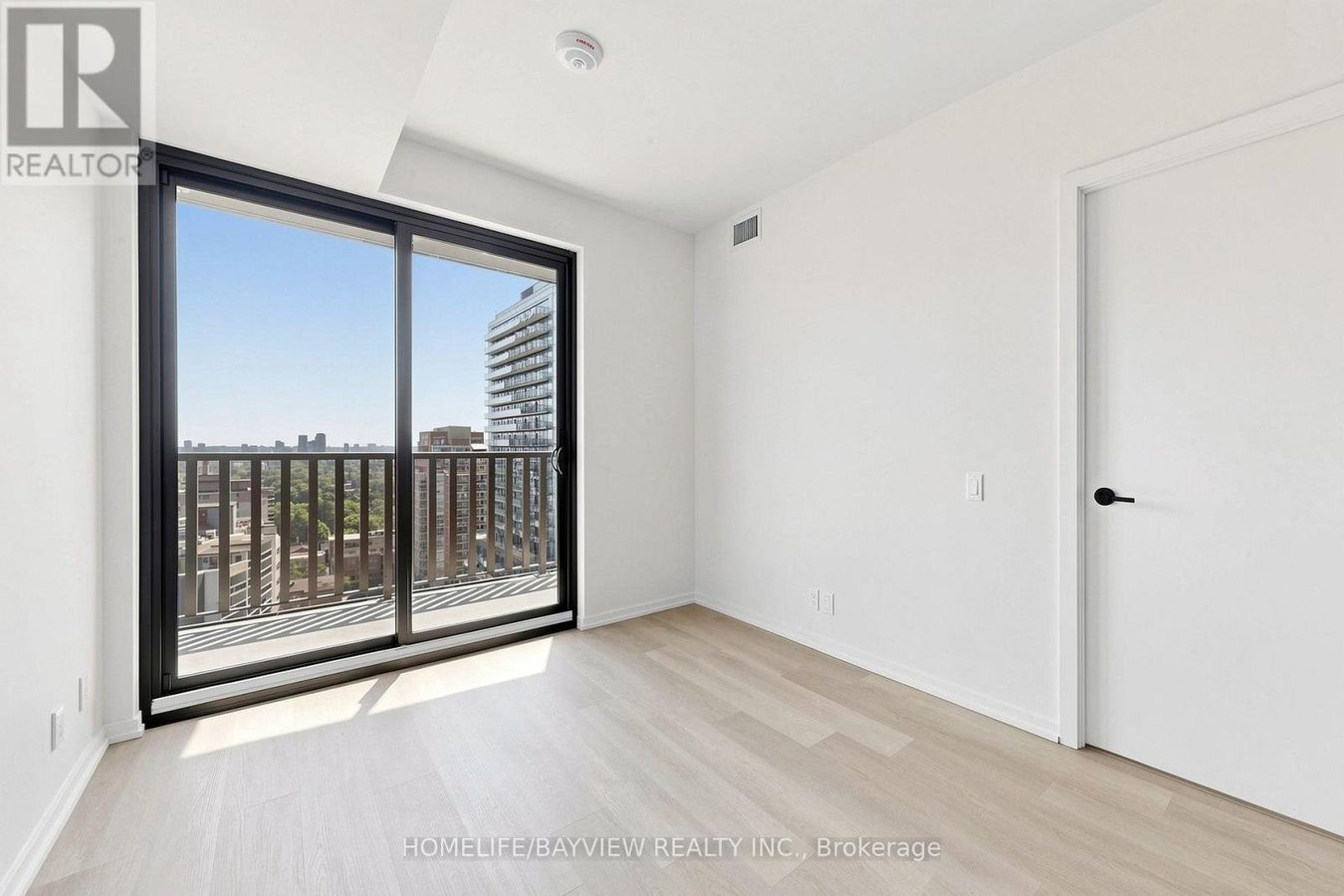 1706 - 109 ERSKINE AVENUE - Photo 14