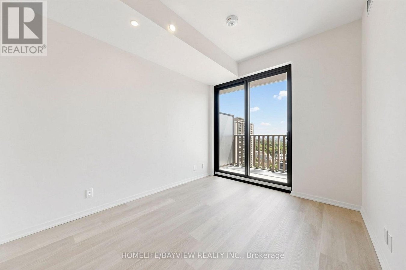 1706 - 109 ERSKINE AVENUE - Photo 15