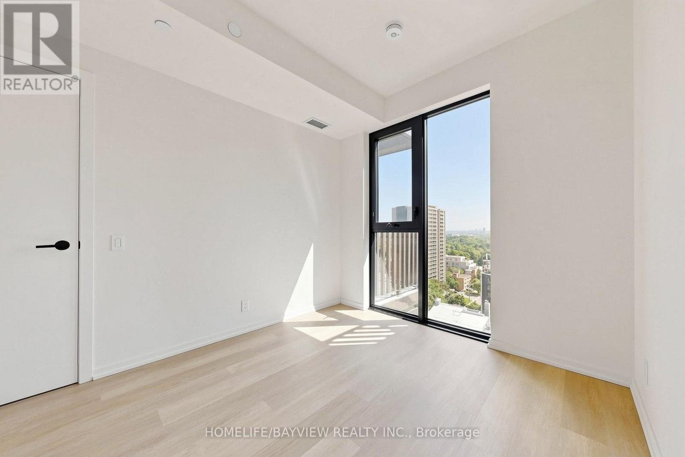 1706 - 109 ERSKINE AVENUE - Photo 16