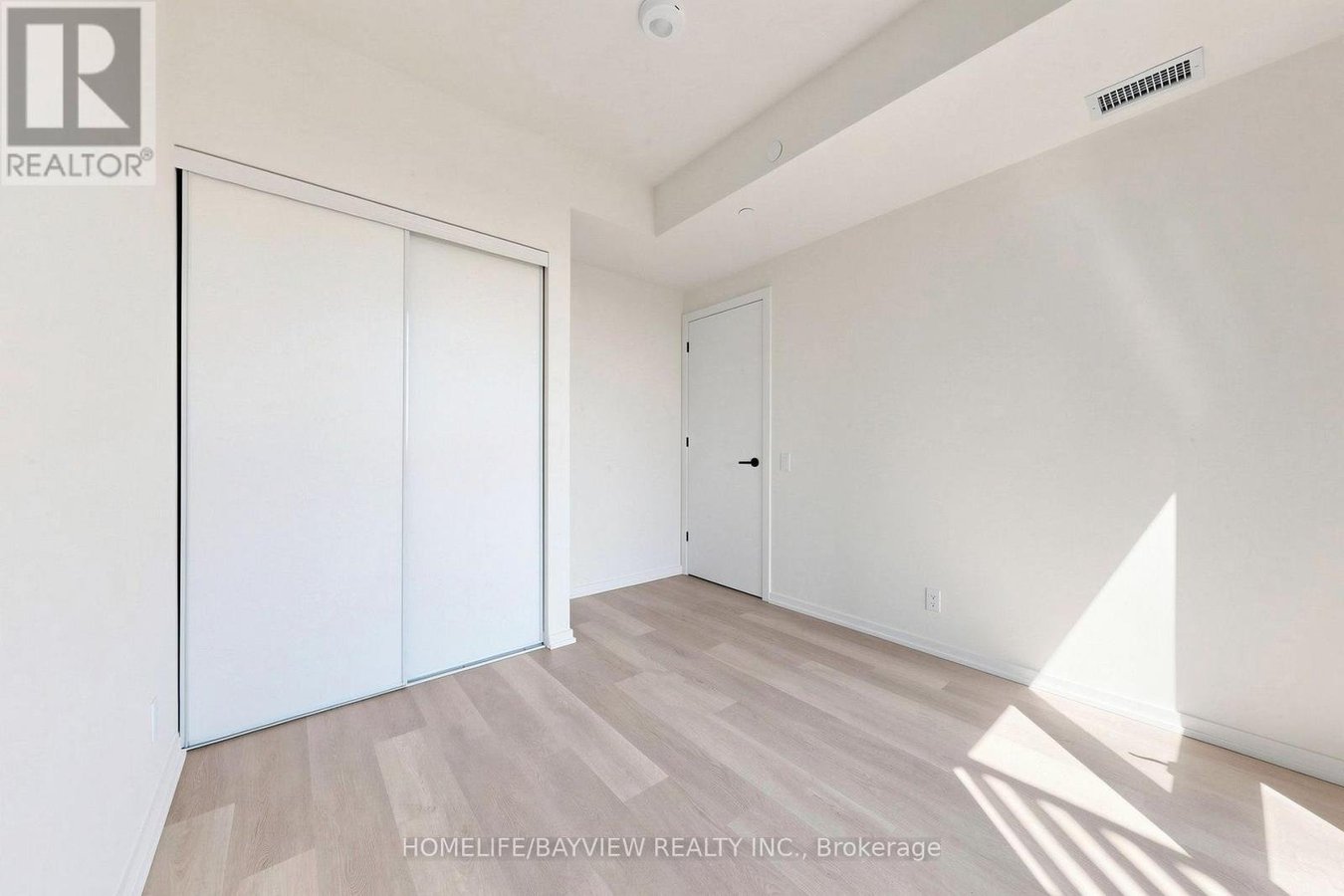 1706 - 109 ERSKINE AVENUE - Photo 17