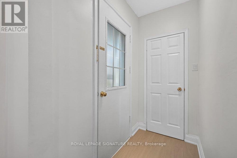 MAIN - 20 BAYARD AVENUE - Photo 4