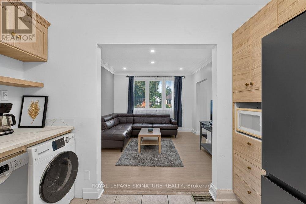 MAIN - 20 BAYARD AVENUE - Photo 14