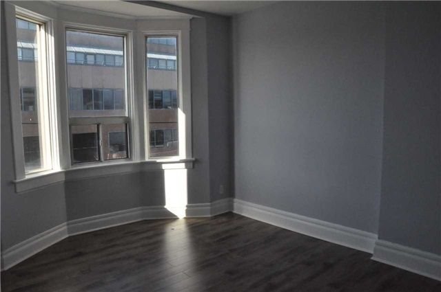 621 College Street - Photo 6