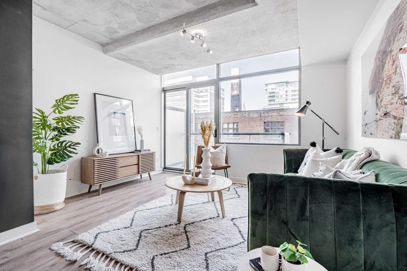 55 Stewart Street - Photo 1