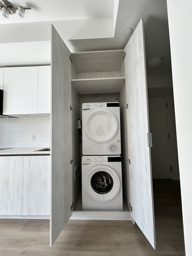8 Widmer Street - Photo 5