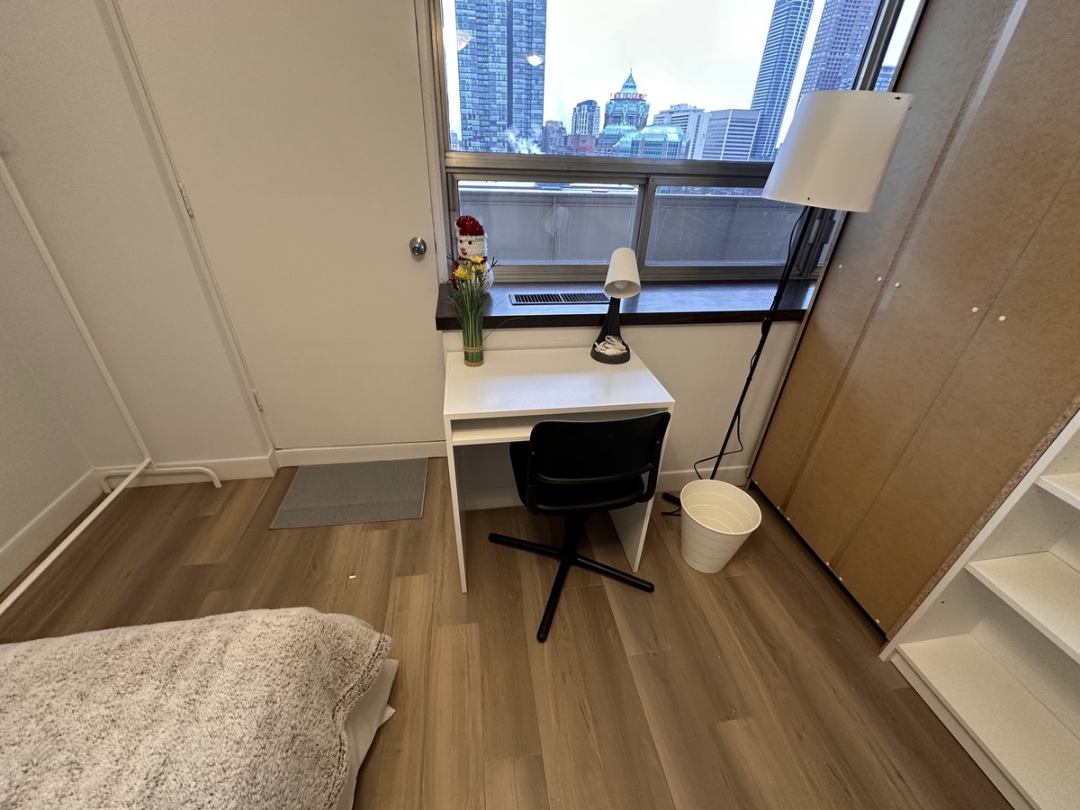 100 Wellesley Street East - Photo 4