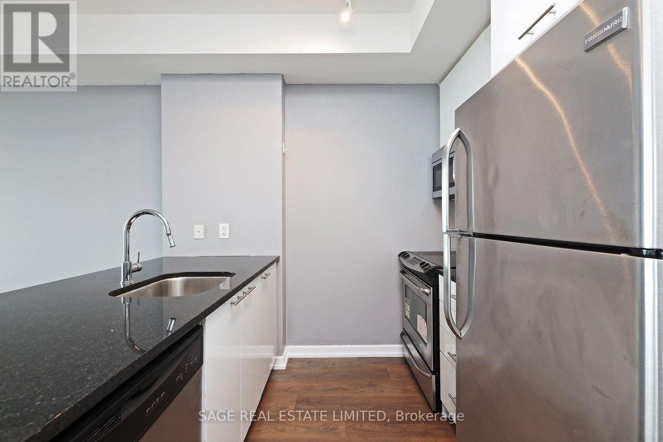 413 - 66 FOREST MANOR ROAD - Photo 7