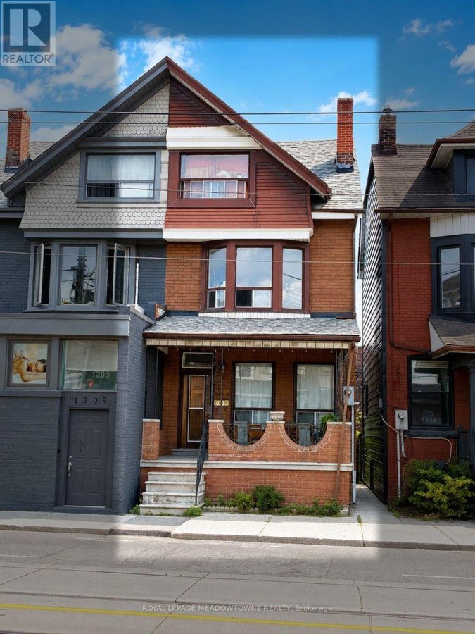 BSMT - 1211 COLLEGE STREET - Photo 1