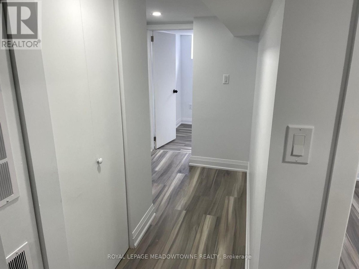 BSMT - 1211 COLLEGE STREET - Photo 6