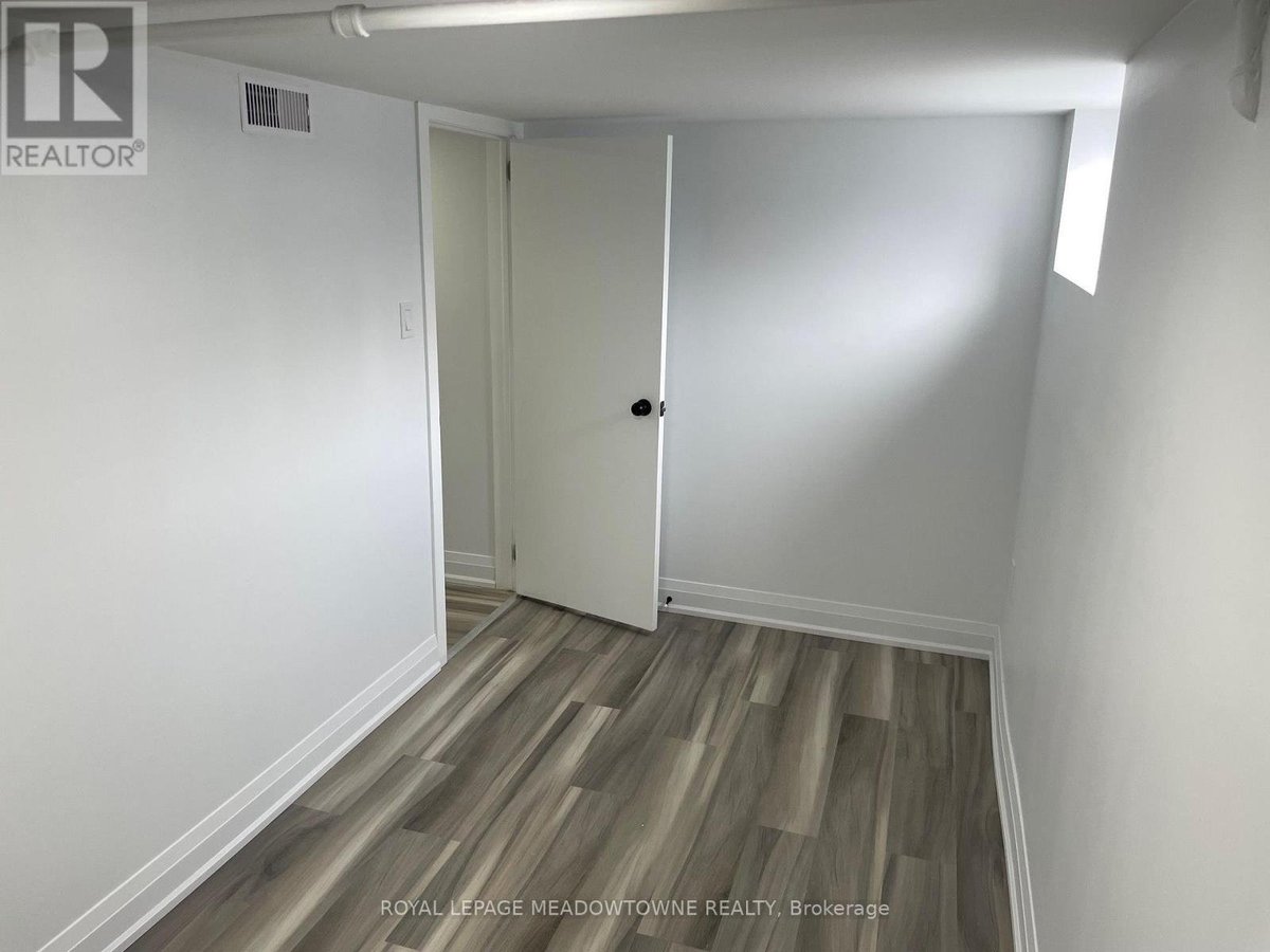 BSMT - 1211 COLLEGE STREET - Photo 7