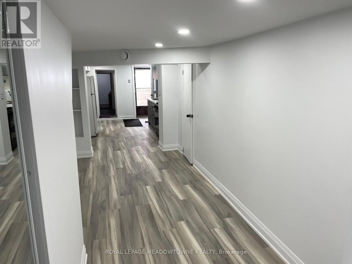 BSMT - 1211 COLLEGE STREET - Photo 15