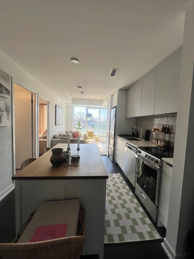 57 Brock Avenue - Photo 2