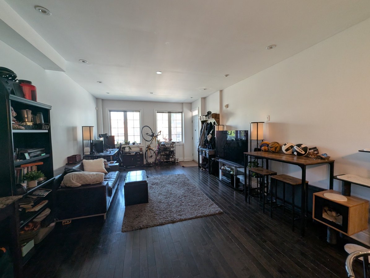 36 Coxwell Avenue - Photo 8