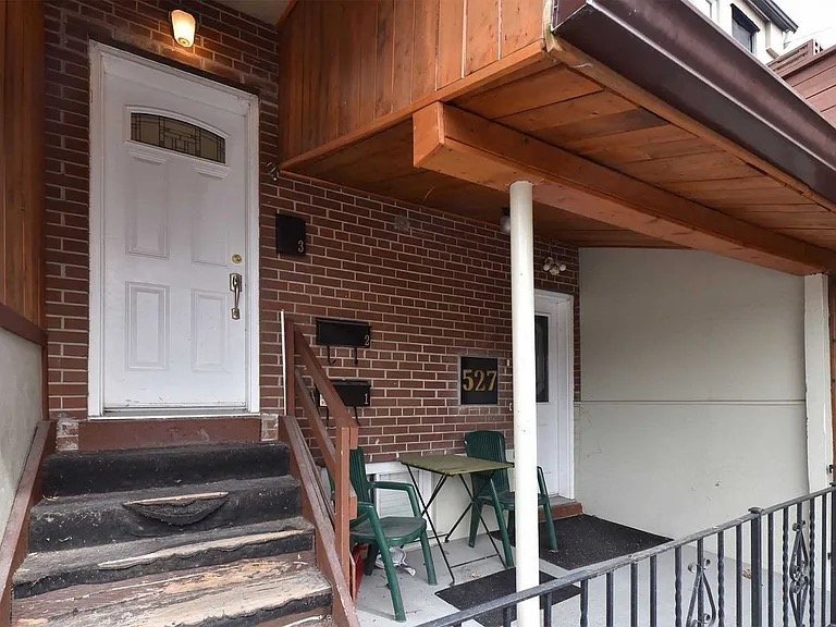 1279 Davenport Road - Photo 16