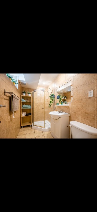 1279 Davenport Road - Photo 5