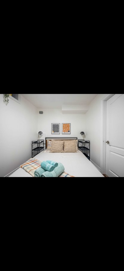 1279 Davenport Road - Photo 4
