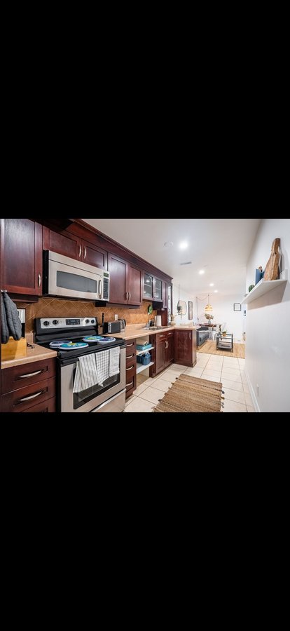 1279 Davenport Road - Photo 6
