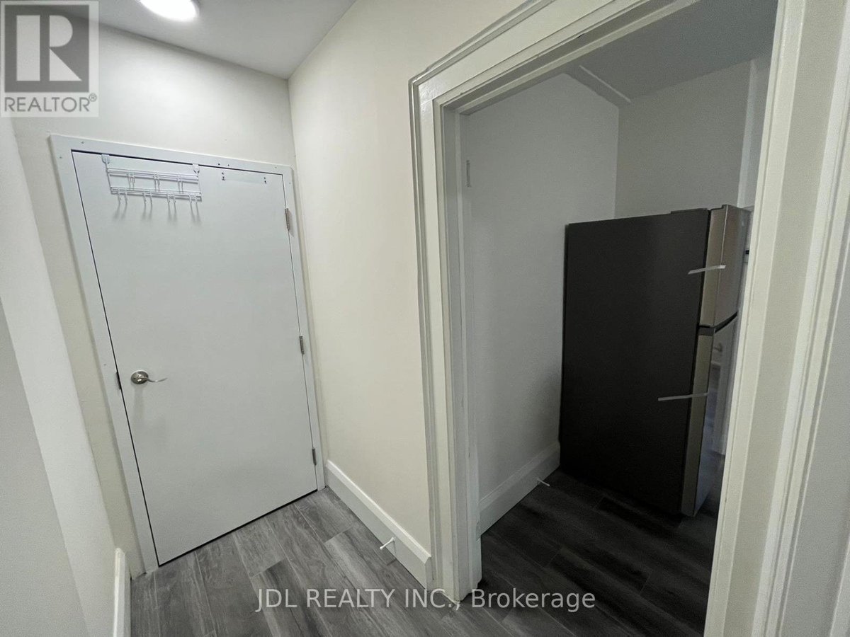 5 - 5 SORAUREN AVENUE - Photo 4