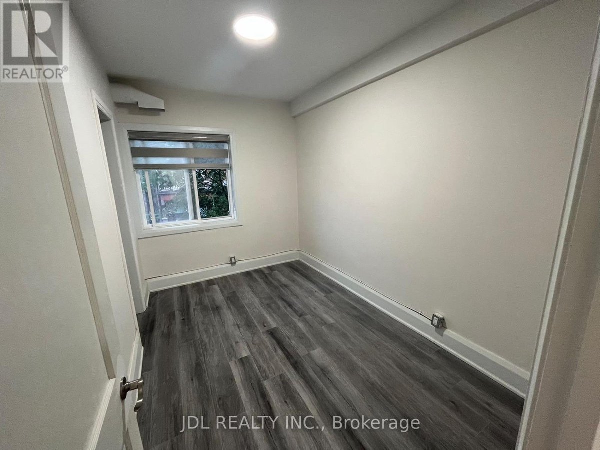 5 - 5 SORAUREN AVENUE - Photo 5